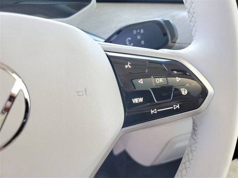 New 2025 Volkswagen ID. Buzz Pro S Plus image 20