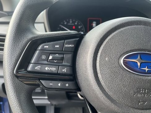 Used 2025 Subaru Crosstrek 2.0i image 24
