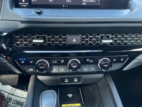 Used 2023 Honda Accord Hybrid Touring image 27