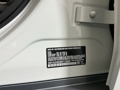 Certified 2024 BMW i4 eDrive35 w/ Premium Package RWD image 34