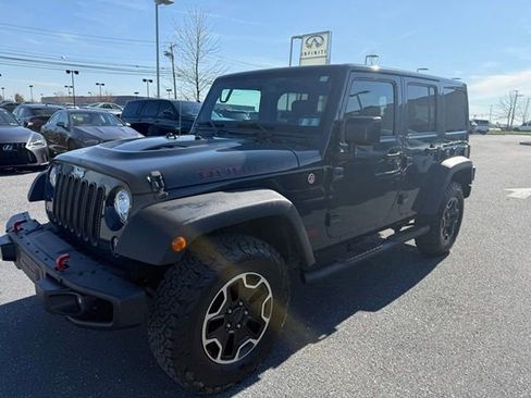Used 2017 Jeep Wrangler Unlimited Rubicon image 5