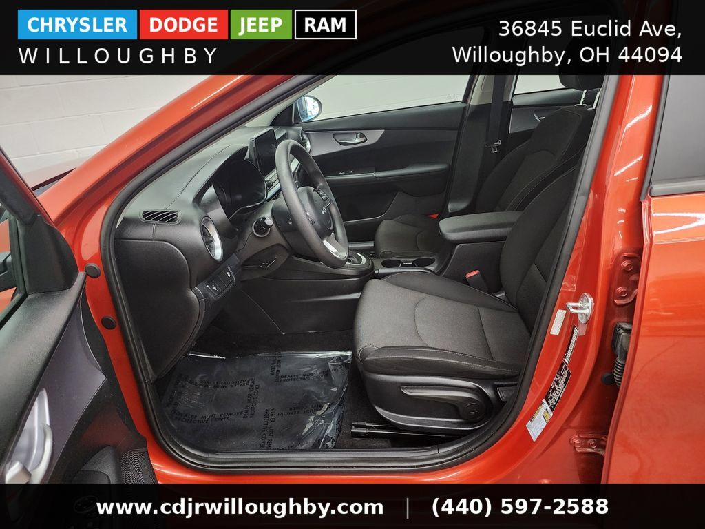 Used 2022 Kia Forte LXS FWD image 14