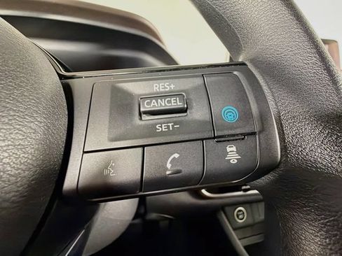 Certified 2023 Nissan Rogue SV AWD/4WD image 37