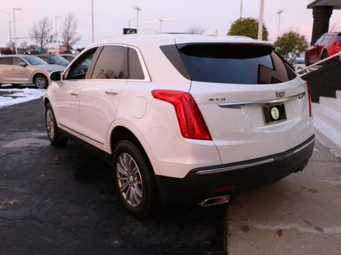 Used 2019 Cadillac XT5 Luxury image 3