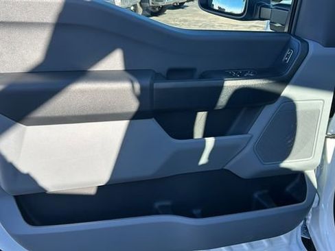 New 2025 Ford F550 4x4 Regular Cab Super Duty image 12