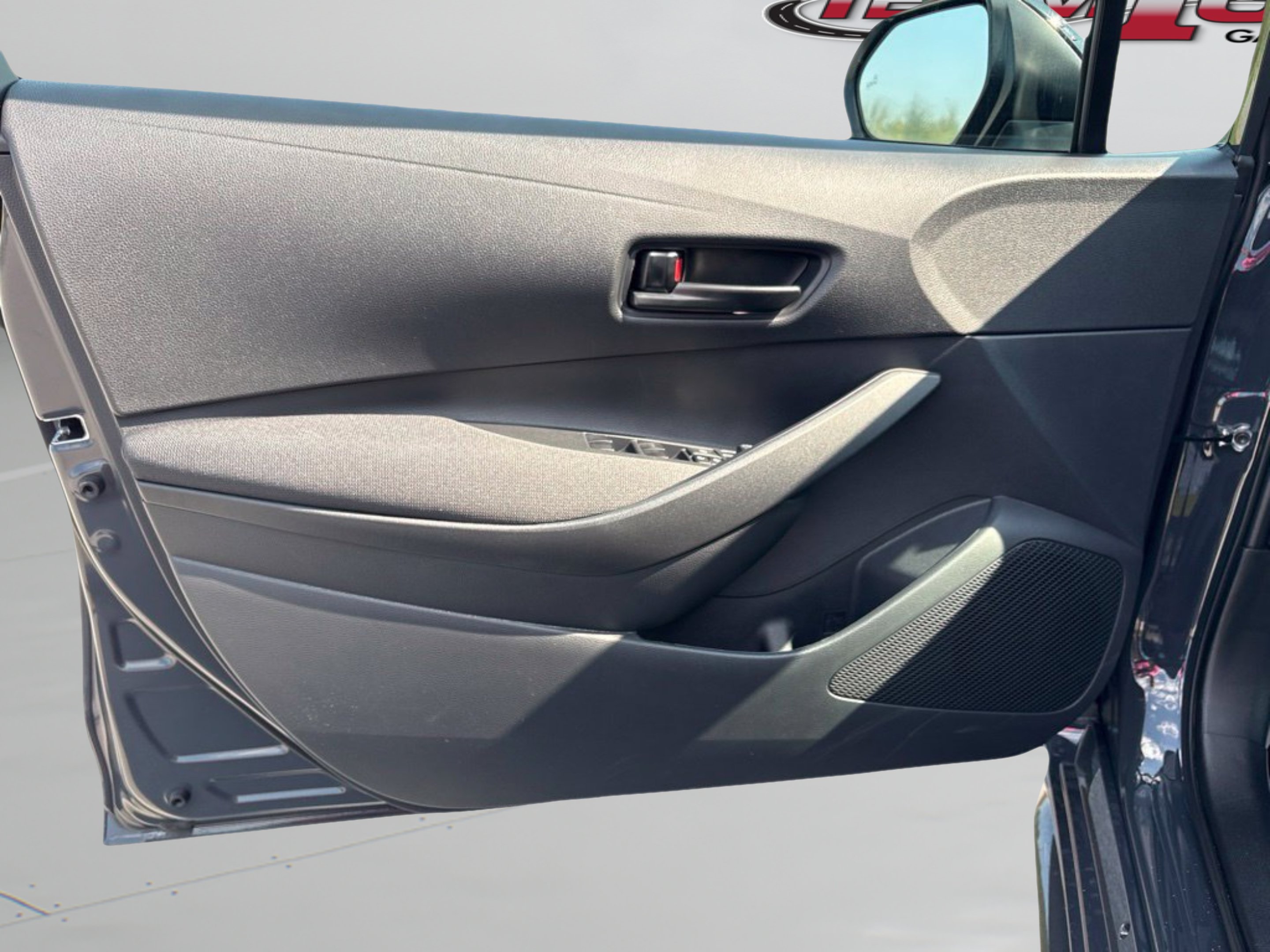 New 2027 Toyota Corolla LE w/ LE Premium Package FWD image 9