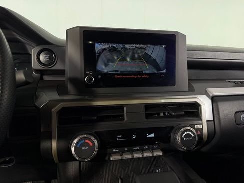 Used 2025 Toyota Tacoma SR5 image 19