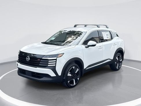 New 2025 Nissan Kicks SR image 1