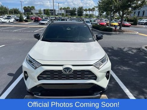 Used 2020 Toyota RAV4 XSE AWD/4WD image 3