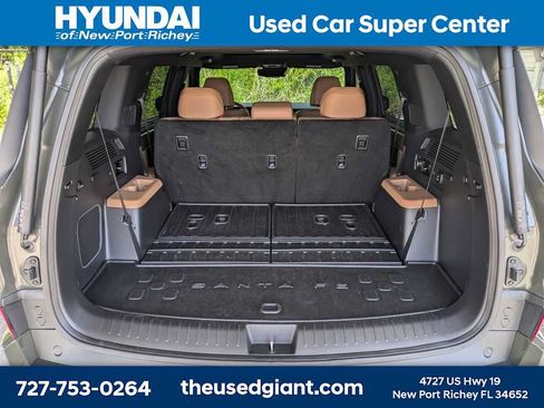 Used 2025 Hyundai Santa Fe Limited FWD image 13