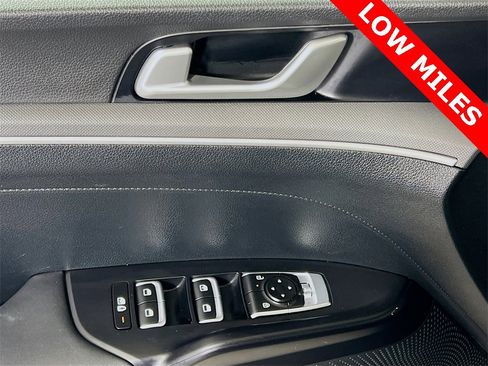Used 2025 Kia K5 LXS image 18