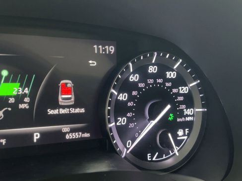 Used 2020 Toyota Highlander XLE image 20