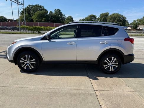 Used 2013 Toyota RAV4 LE AWD/4WD image 11