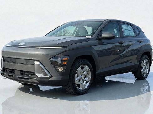 New 2026 Hyundai Kona SE image 5