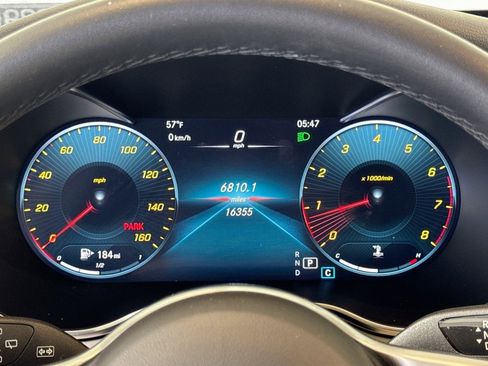 Used 2022 Mercedes-Benz GLC 300 4MATIC image 12