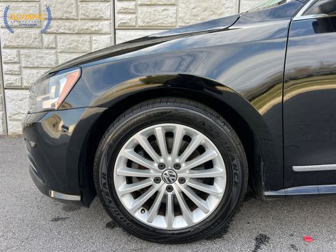 Used 2017 Volkswagen Passat 1.8T SE image 9