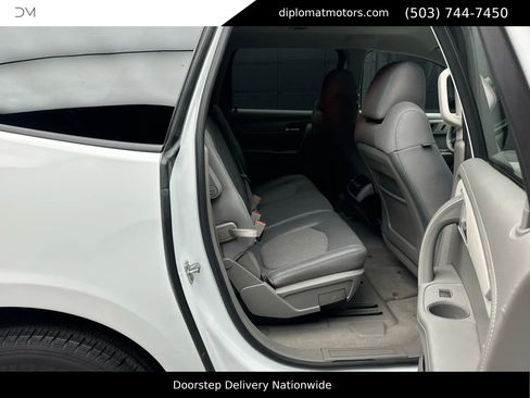Used 2017 Chevrolet Traverse LS image 23