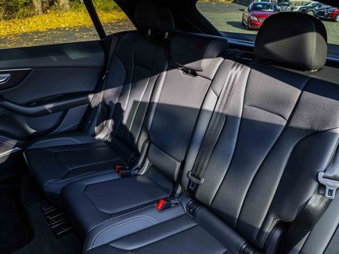 Used 2022 Audi Q8 Premium Plus image 23