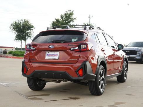 Used 2024 Subaru Crosstrek 2.0i Premium AWD/4WD image 9