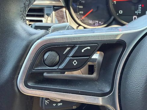 Used 2019 Porsche Macan AWD/4WD image 19