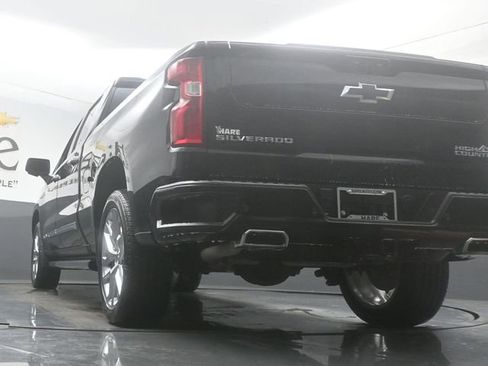 Used 2023 Chevrolet Silverado 1500 High Country w/ High Country Premium Package AWD/4WD image 52