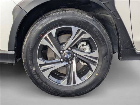 Certified 2026 Subaru Crosstrek 2.5i Premium AWD/4WD image 11