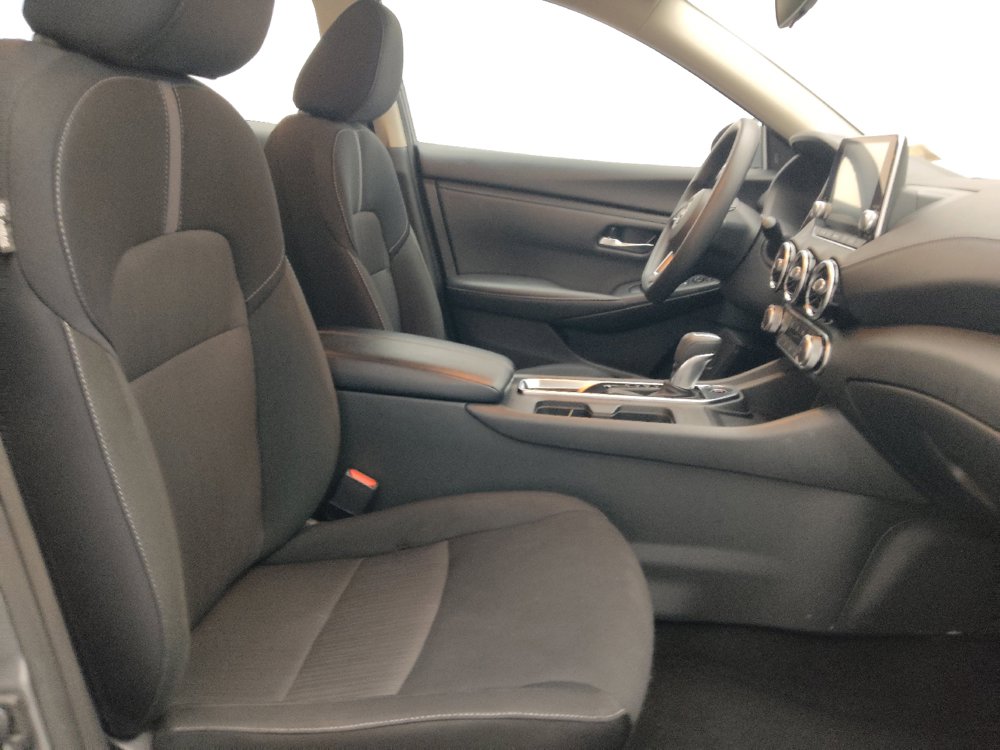 Used 2025 Nissan Sentra SV FWD image 21