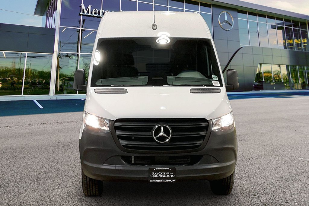 Used 2026 Mercedes-Benz Sprinter 2500 image 3