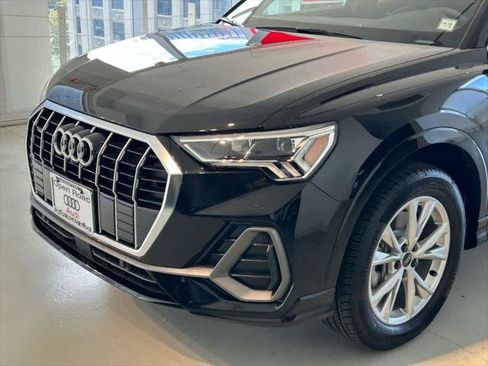 Certified 2025 Audi Q3 2.0T Premium Plus w/ Premium Plus Package image 7