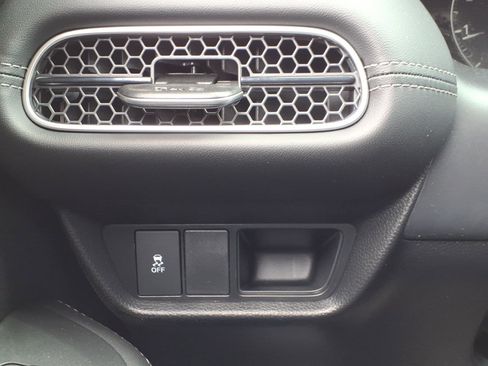 New 2026 Honda HR-V EX-L image 25
