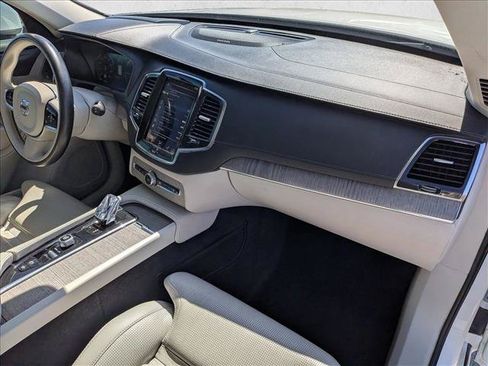 Used 2021 Volvo XC90 T8 Inscription w/ Advanced Package AWD/4WD image 30