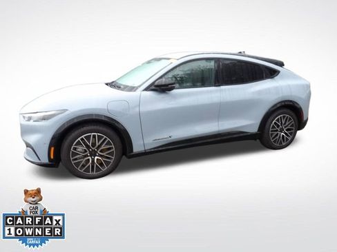 Used 2024 Ford Mustang Mach-E Premium image 11