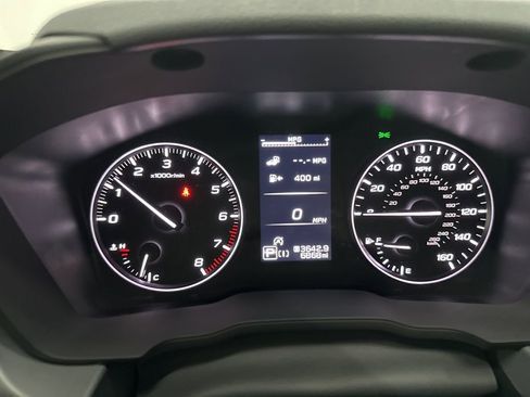 Used 2024 Subaru Crosstrek 2.0i Premium image 14