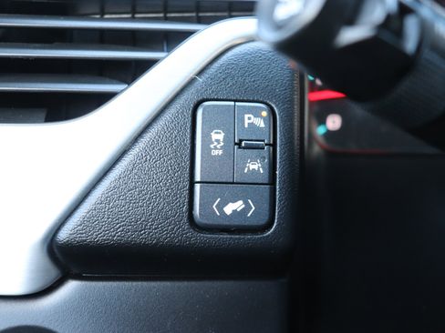 Used 2017 GMC Yukon XL SLT image 44