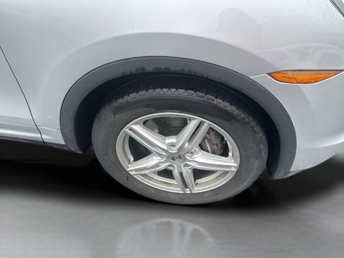 Used 2012 Porsche Cayenne image 12