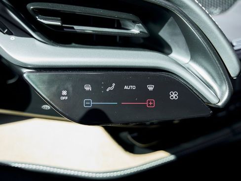 Used 2023 Ferrari SF90 Stradale image 69