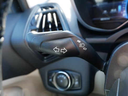 Used 2014 Ford C-MAX SE image 32