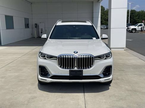Used 2020 BMW X7 xDrive40i w/ Executive Package AWD/4WD image 3