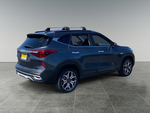 Used 2022 Kia Seltos SX AWD/4WD image 5