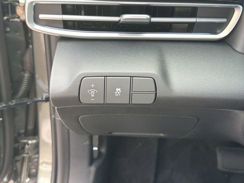 New 2026 Hyundai Elantra Limited FWD image 33