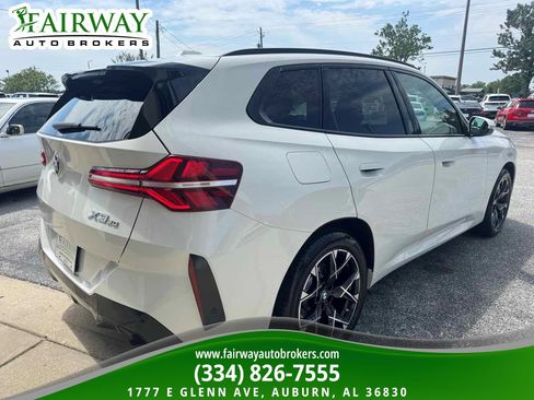 Used 2025 BMW X3 xDrive30i AWD/4WD image 6