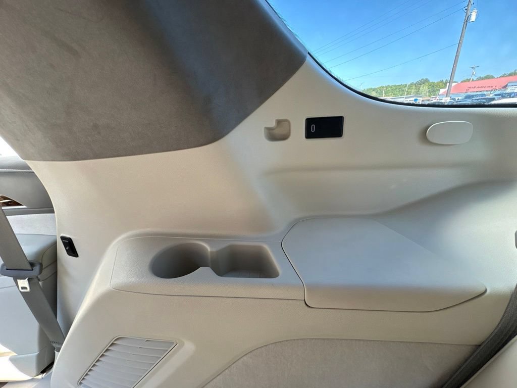 Used 2022 Cadillac Escalade Sport Platinum AWD/4WD image 41