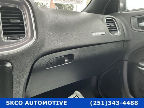 Used 2022 Dodge Charger SXT image 24