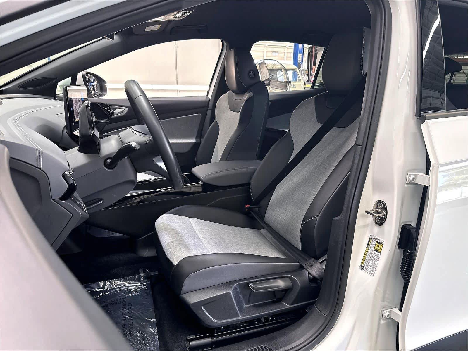Used 2023 Volkswagen ID.4 Pro RWD image 24