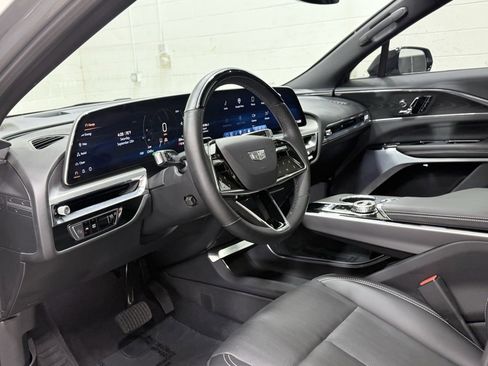 Used 2024 Cadillac Lyriq Sport image 22
