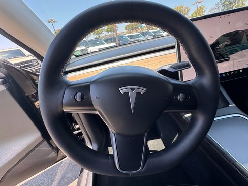 Used 2022 Tesla Model Y Performance AWD/4WD image 20