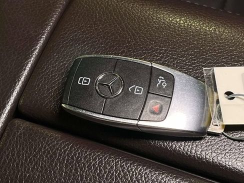 Used 2021 Mercedes-Benz GLE 350 4MATIC image 41