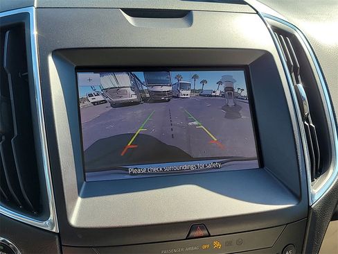 Certified 2020 Ford Edge Titanium image 24