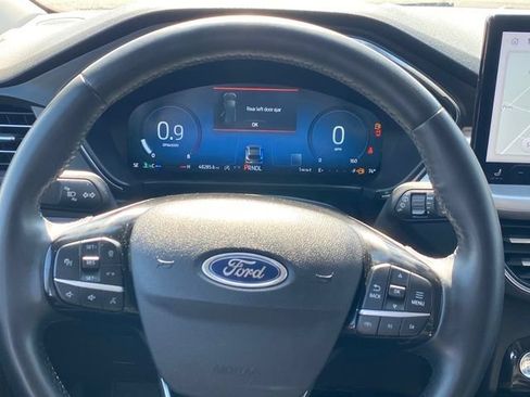 Used 2023 Ford Escape Platinum AWD/4WD image 9