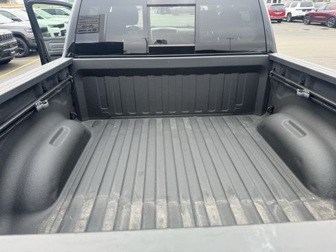 Used 2019 RAM 1500 Big Horn image 11